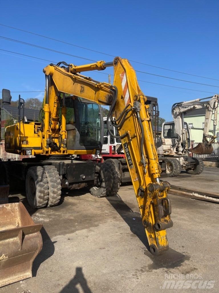 JCB JS 145 W Pelle sur pneus