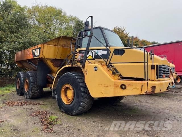 CAT 740 Tombereau articulé