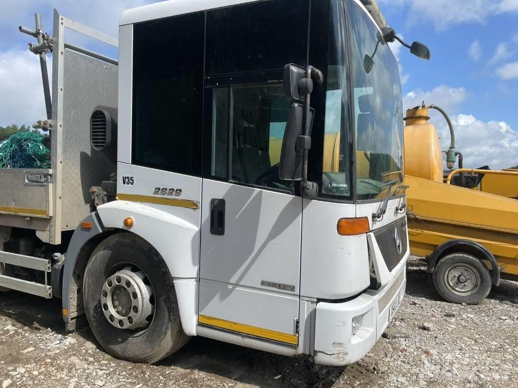 Mercedes-Benz 2629 Camion plateau