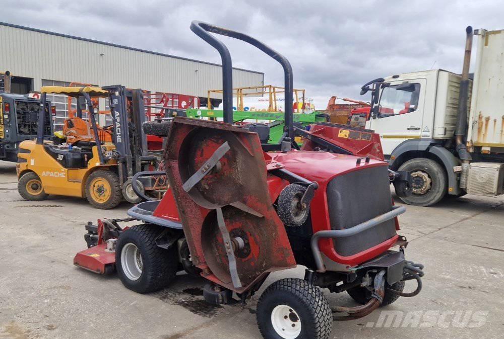 Toro R3240T Tondeuses à rayon de braquage zéro