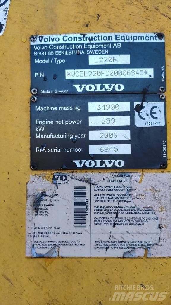 Volvo L 220 F Chargeuse sur pneus