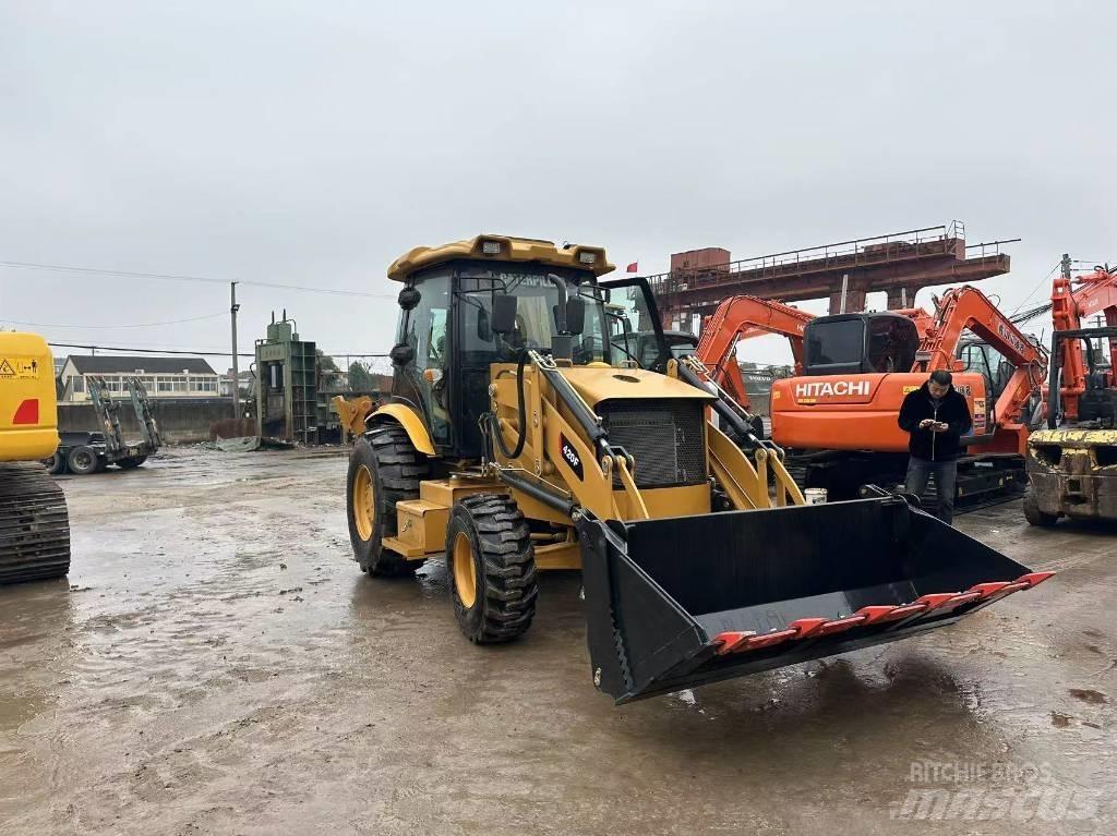 CAT 420 F Tractopelle