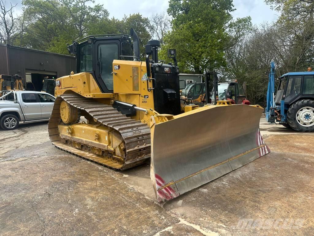 CAT D 6 LGP Bouteurs sur chenilles