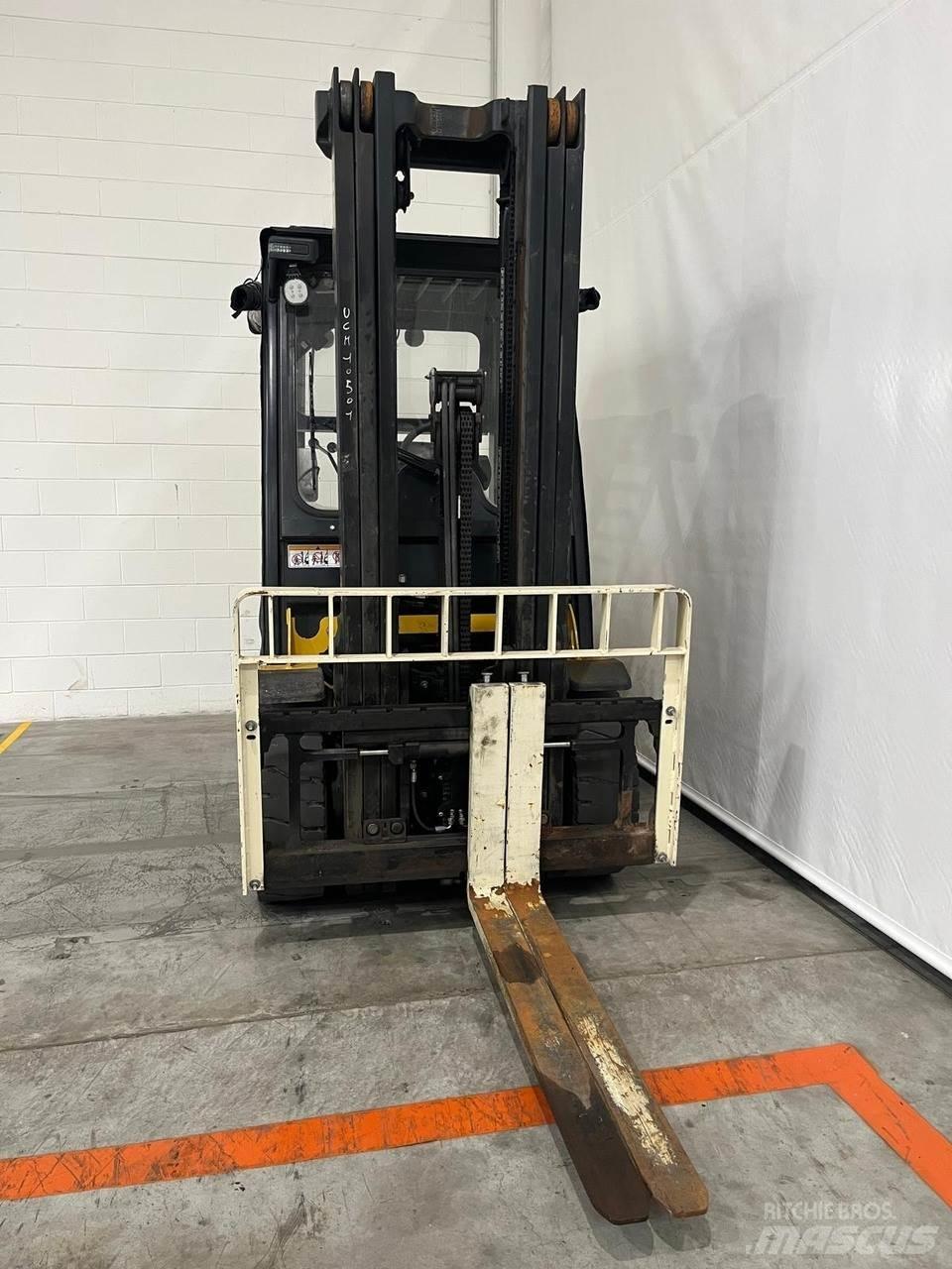 Yale GDP35VX Chariots diesel