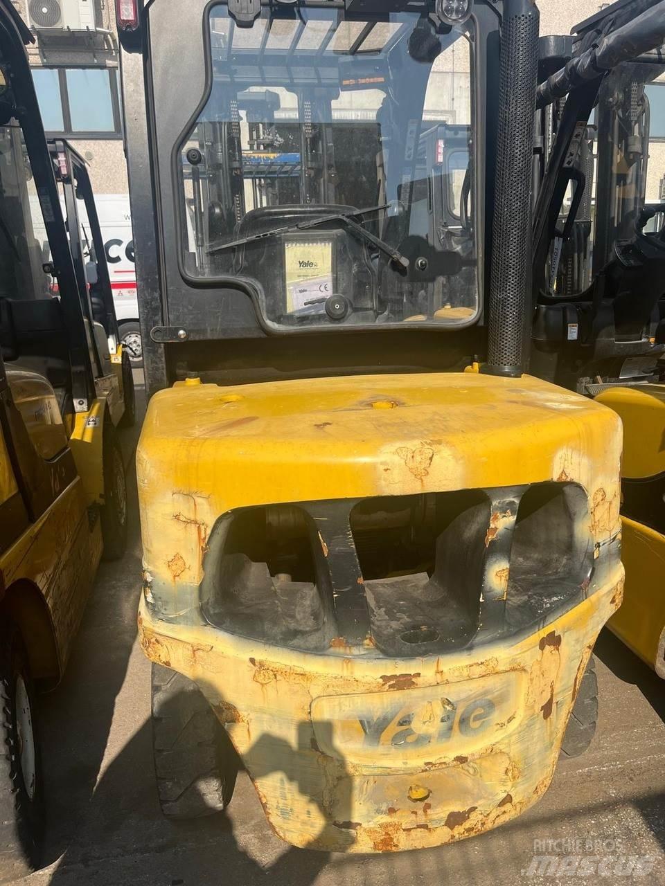 Yale GDP35VX Chariots diesel