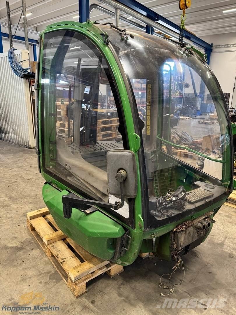John Deere 1210E Cabine