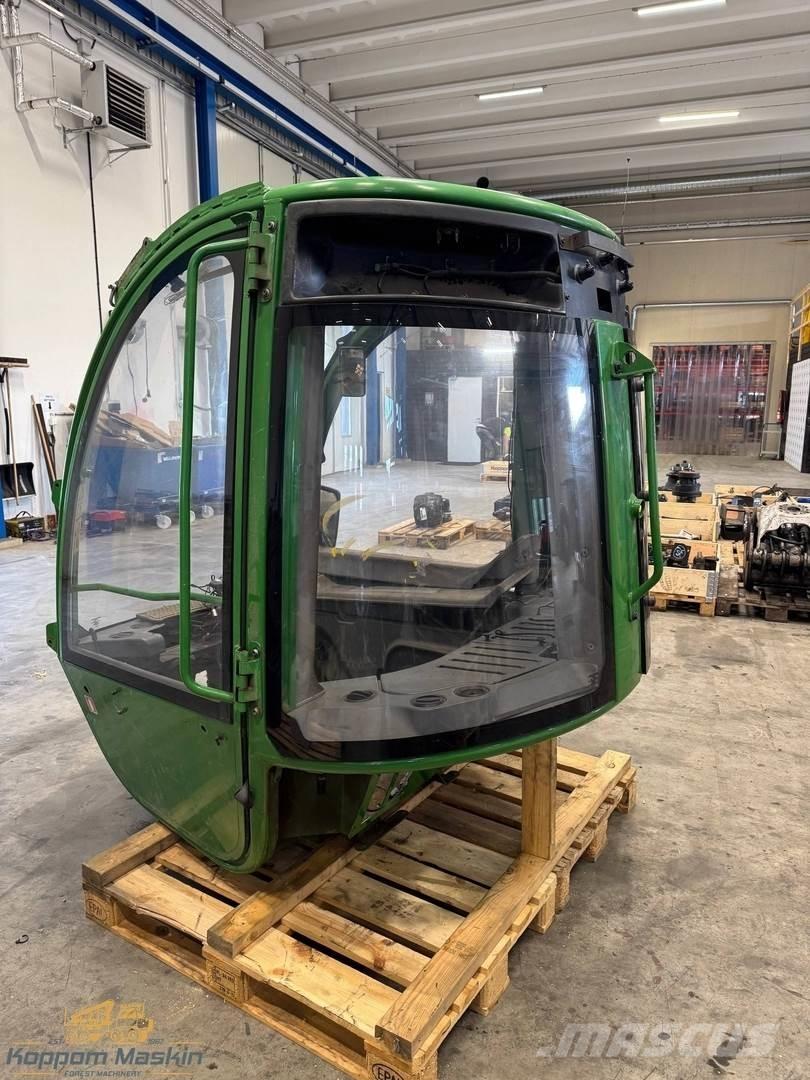 John Deere 1210E Cabine
