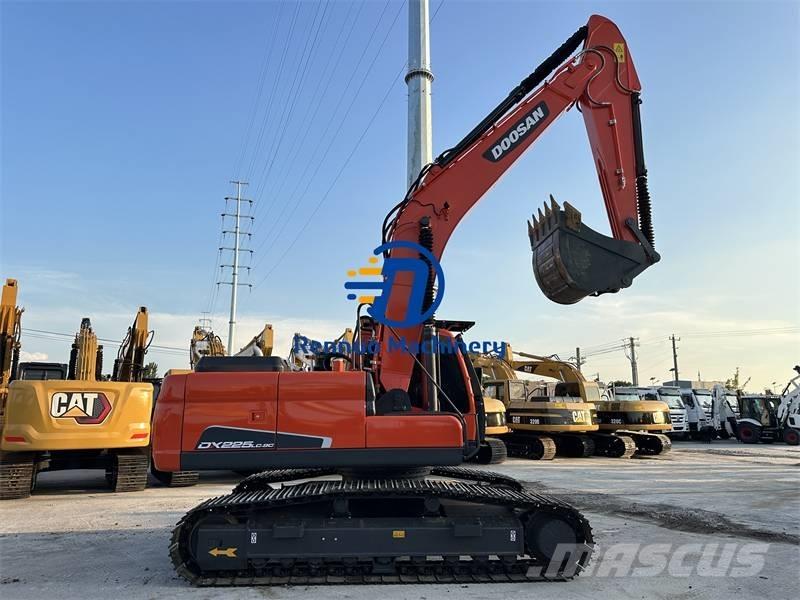 Doosan DX 225 LCA Pelle sur chenilles