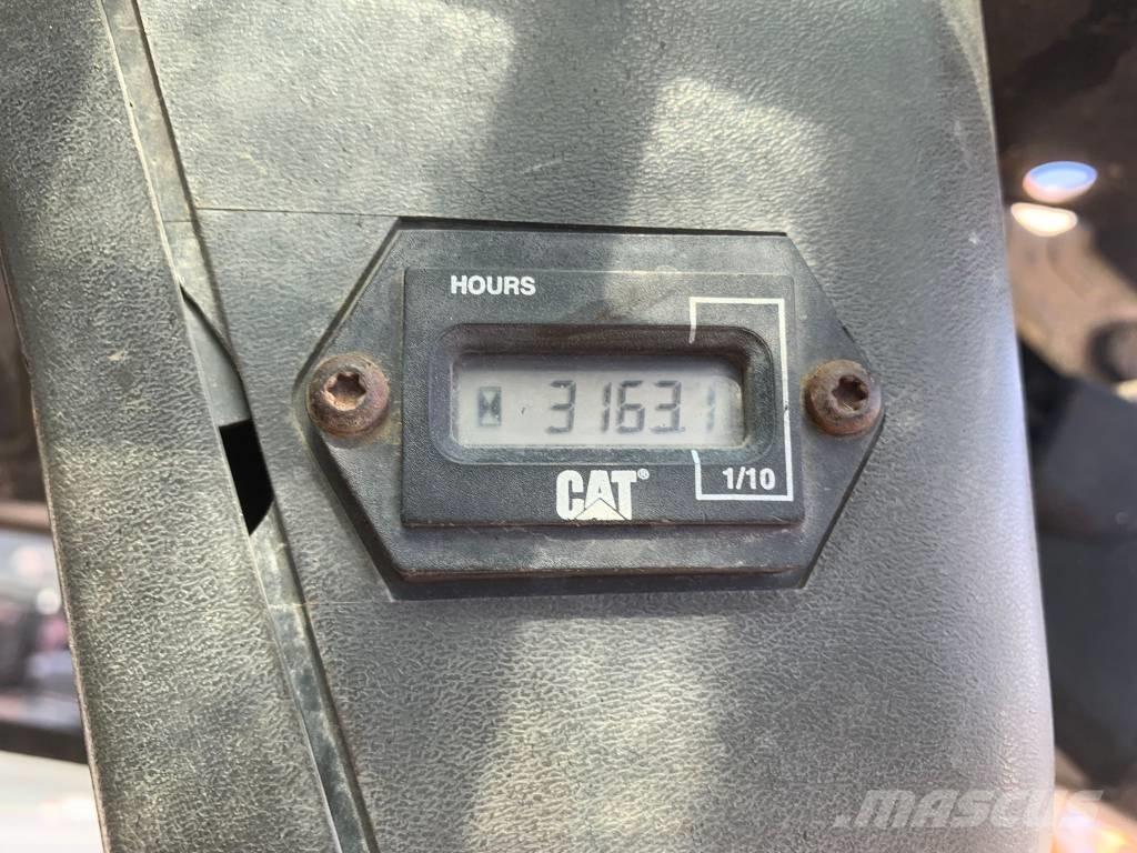 CAT 277 Chargeuse compacte