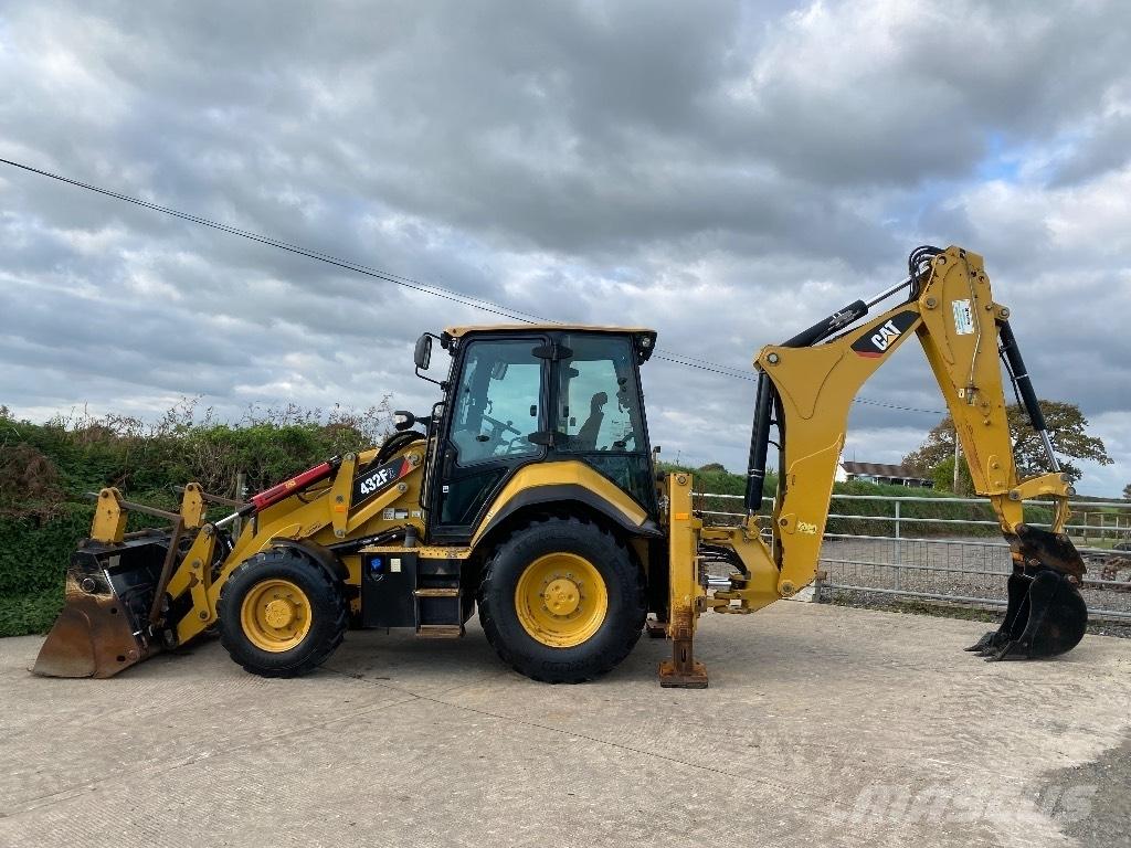 CAT 432 F Tractopelle