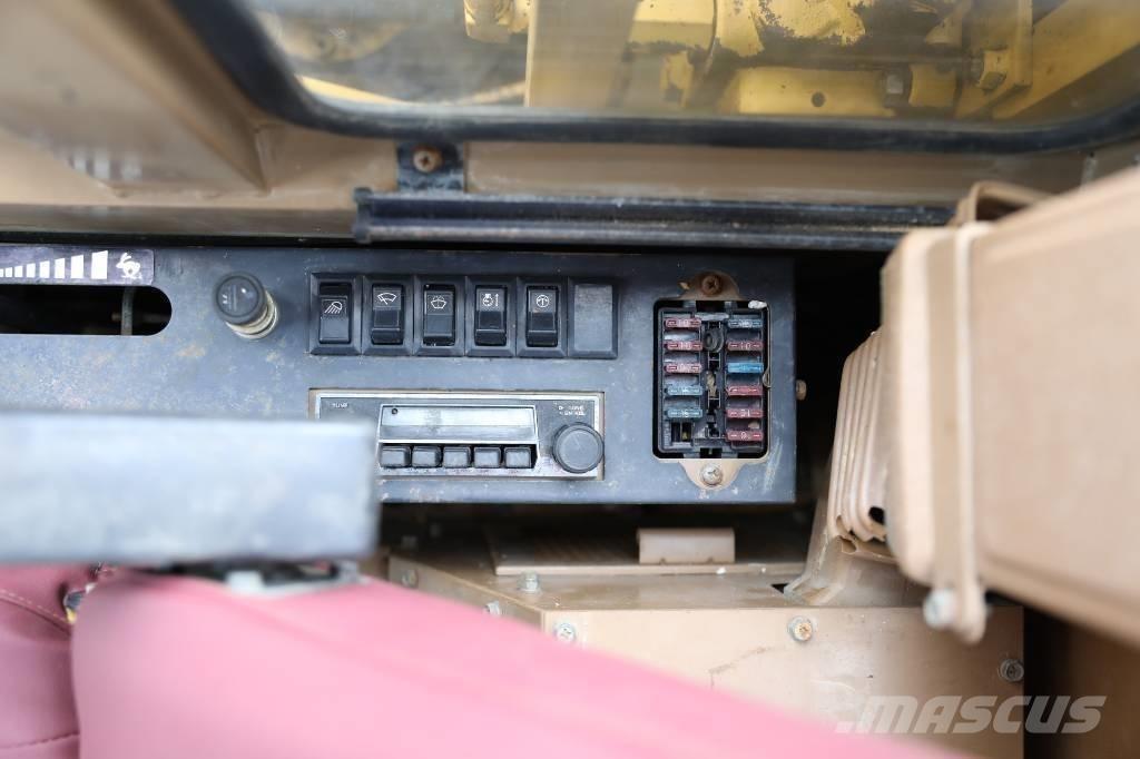 CAT E 70 B Mini pelle < 7t