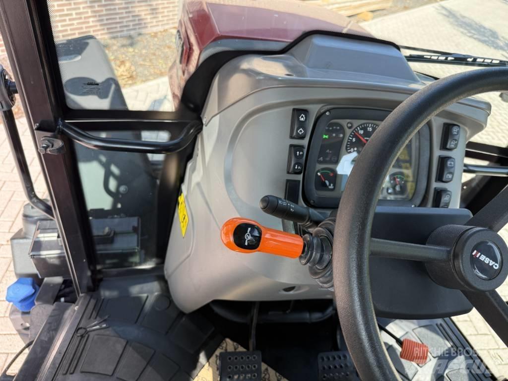 CASE Farmall 100X Tracteur