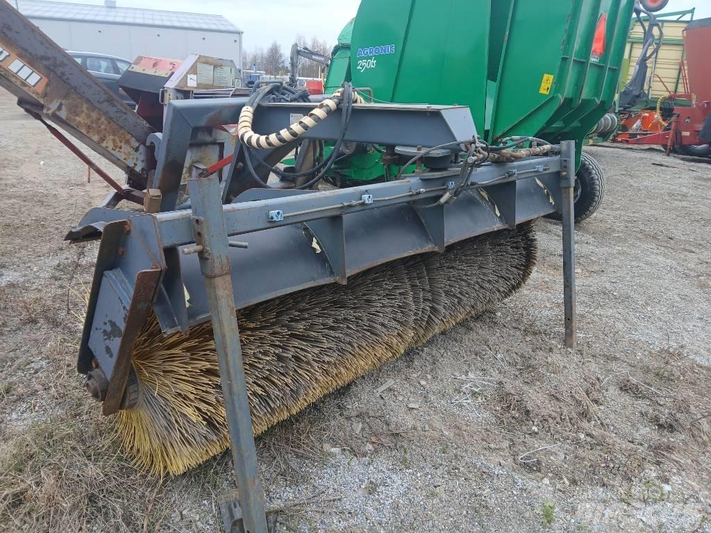 Stark Avoharja 2500 Balayeuse / Autolaveuse