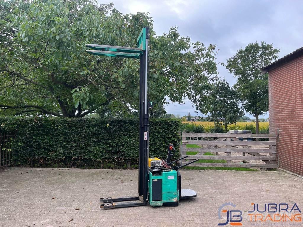 Mitsubishi SB12V Transpalette accompagnant porté debout