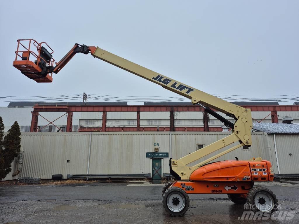 JLG M 600 JP Nacelles articulées