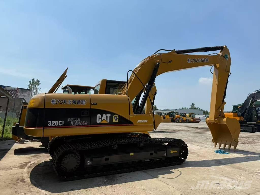 CAT 320 C L Pelle sur chenilles