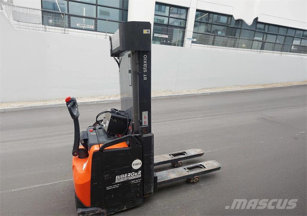 Toyota SWE160L Autre nacelle élévatrice