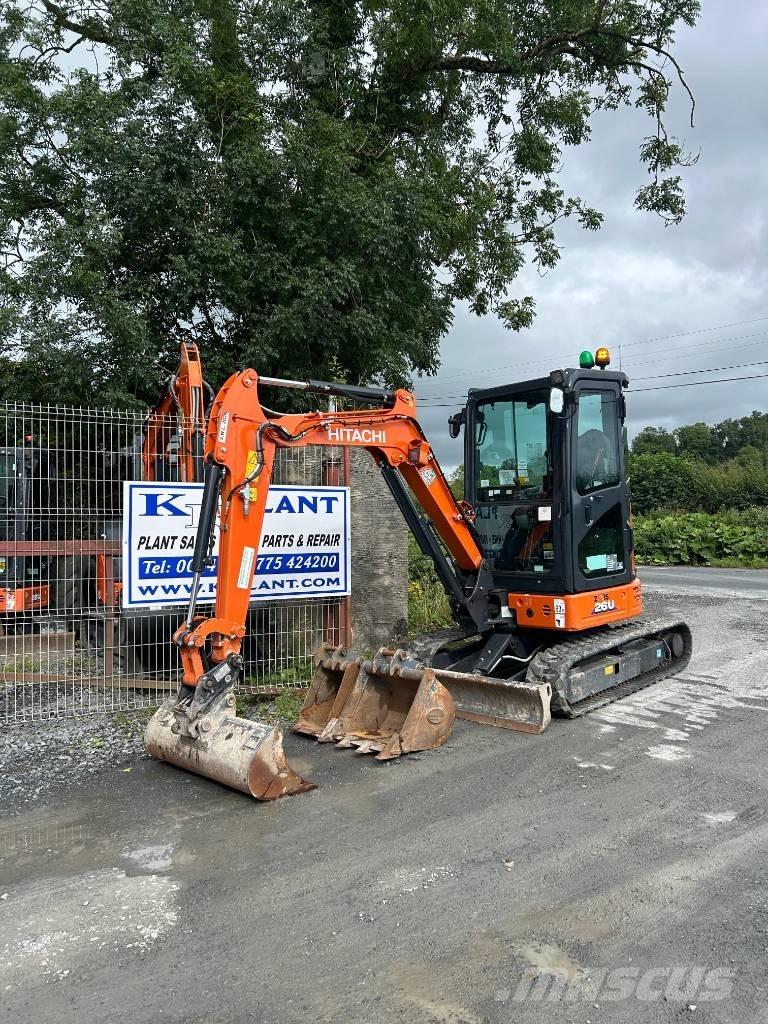 Hitachi ZX 26 U-6 Mini pelle < 7t