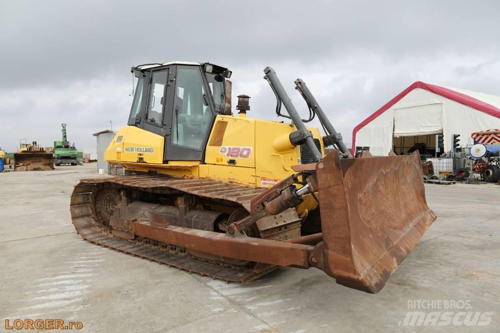 New Holland D 180 Bouteurs sur chenilles