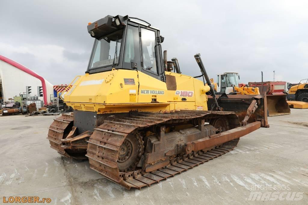 New Holland D 180 Bouteurs sur chenilles