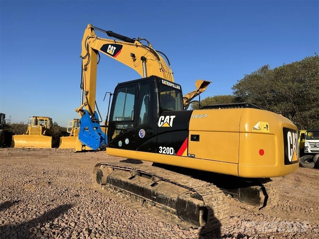 CAT 320 D L Pelle sur chenilles