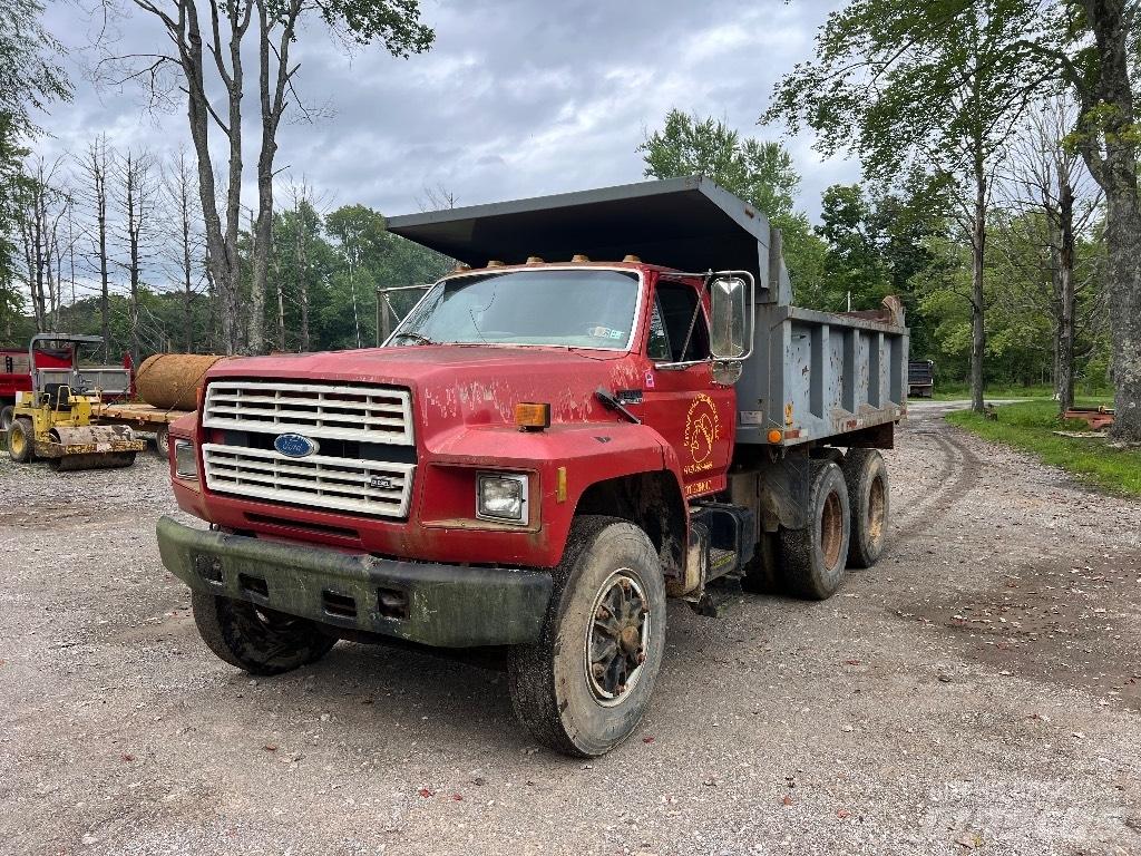Ford F900 Camion benne