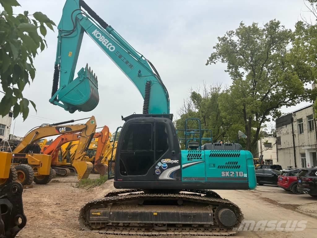 Kobelco SK 210 Pelle sur chenilles