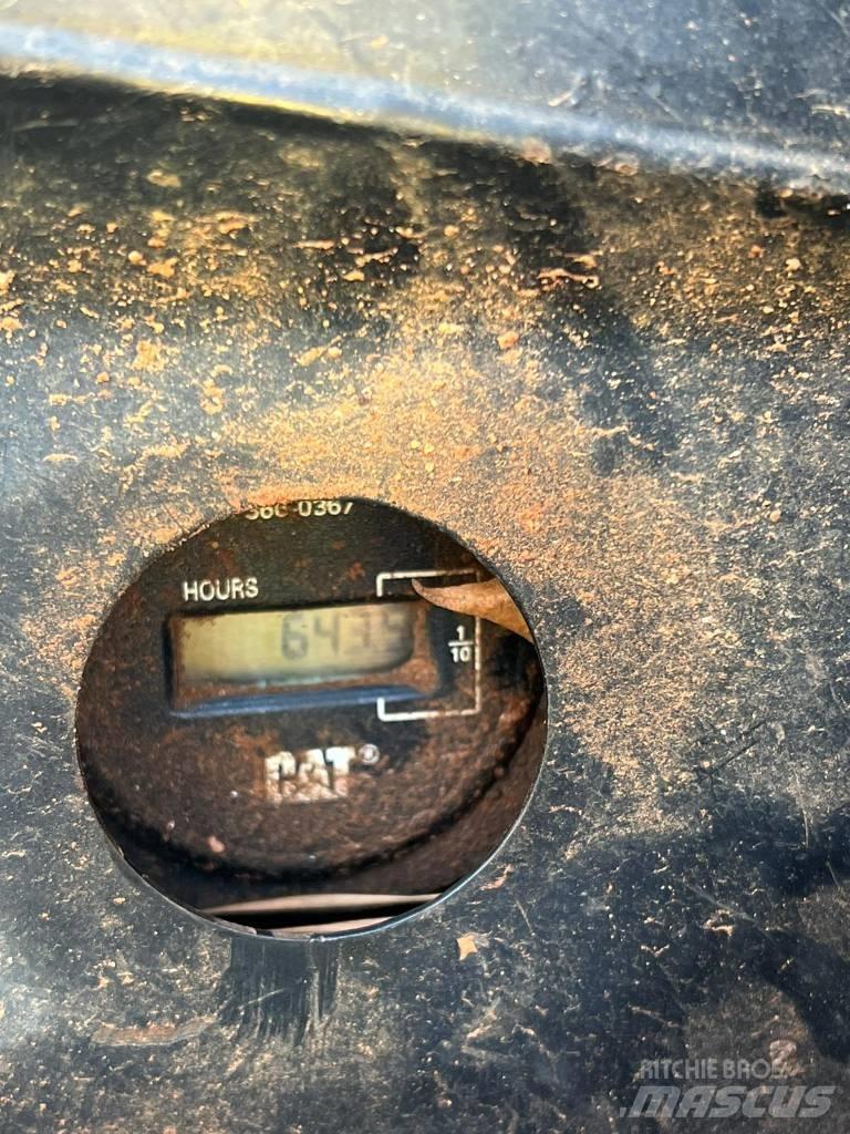 CAT 304 C CR Mini pelle < 7t