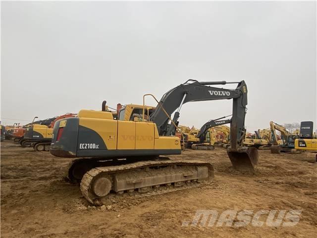 Volvo EC210B Pelle sur chenilles