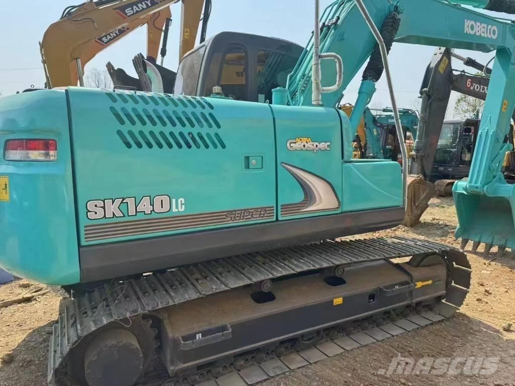 Kobelco SK 140 LC Pelle sur chenilles
