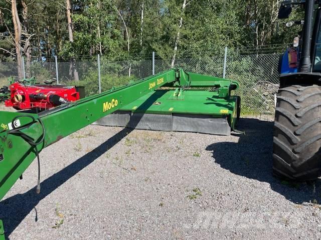John Deere 946 Faucheuse-conditionneuse