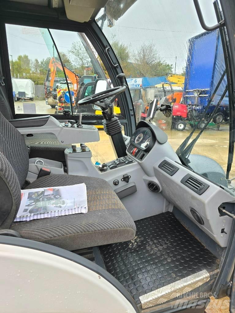 Hako Citymaster 2200 Camion balayeur