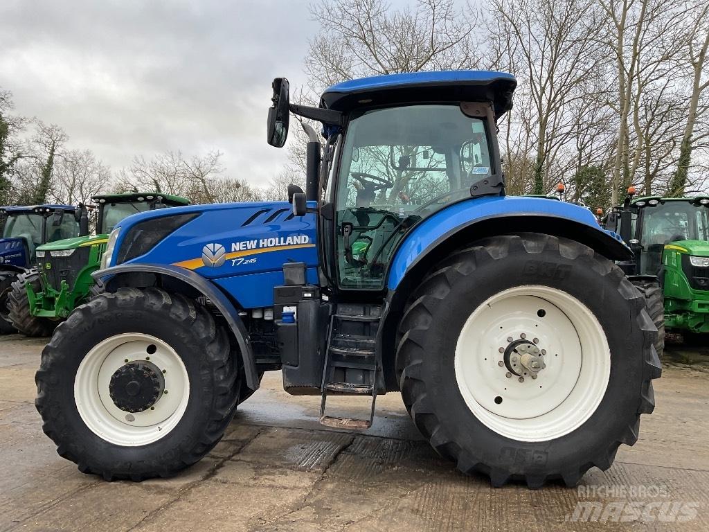 New Holland T 7.245 Tracteur