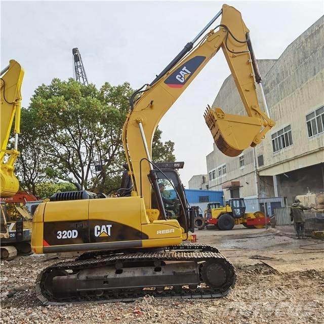 CAT 320D Pelle sur chenilles