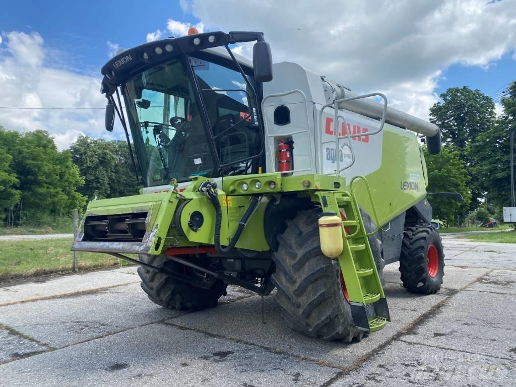 CLAAS Lexion 650 Moissonneuse batteuse