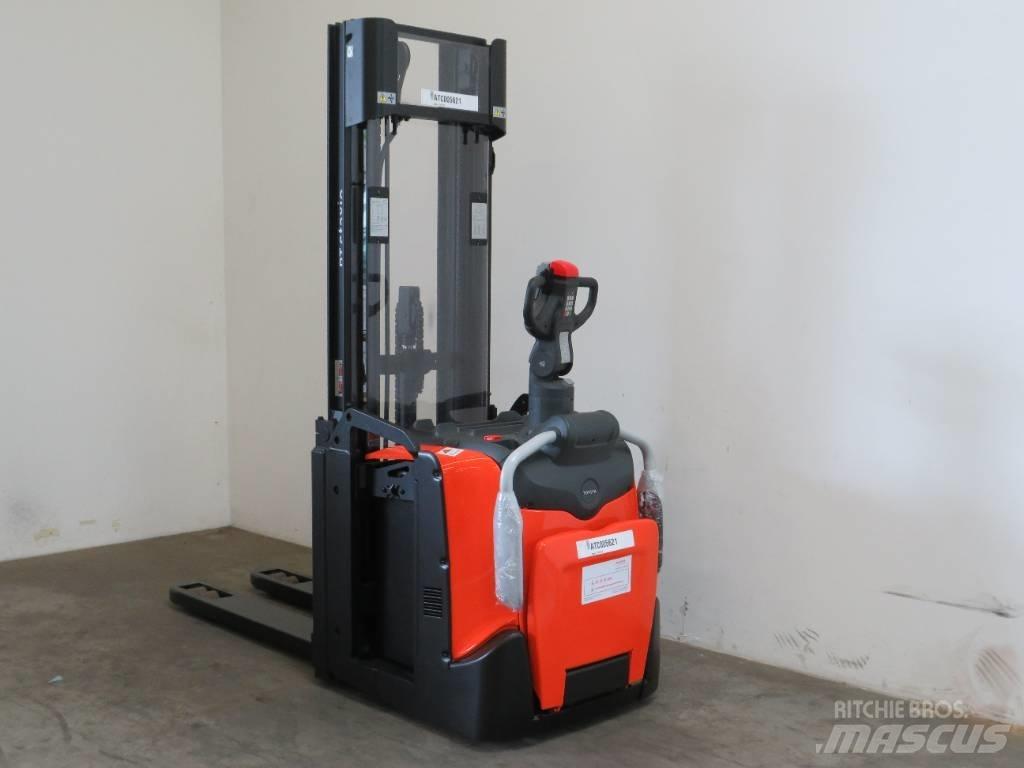 BT SPE 120 L Gerbeur accompagnant