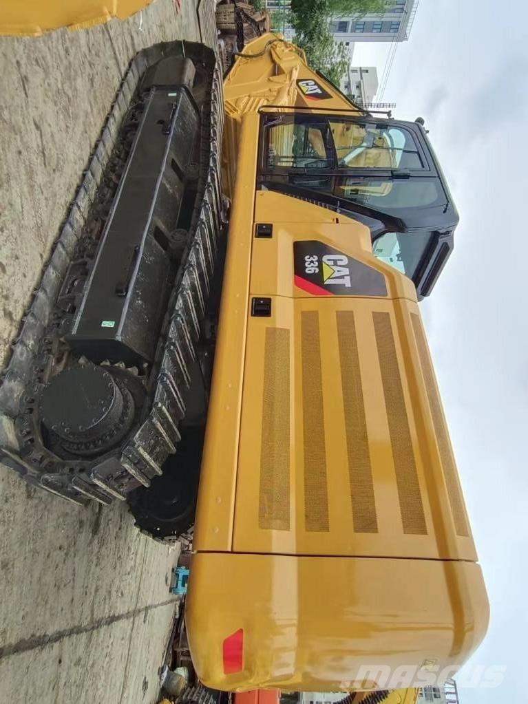 CAT 336 GC Pelle sur chenilles