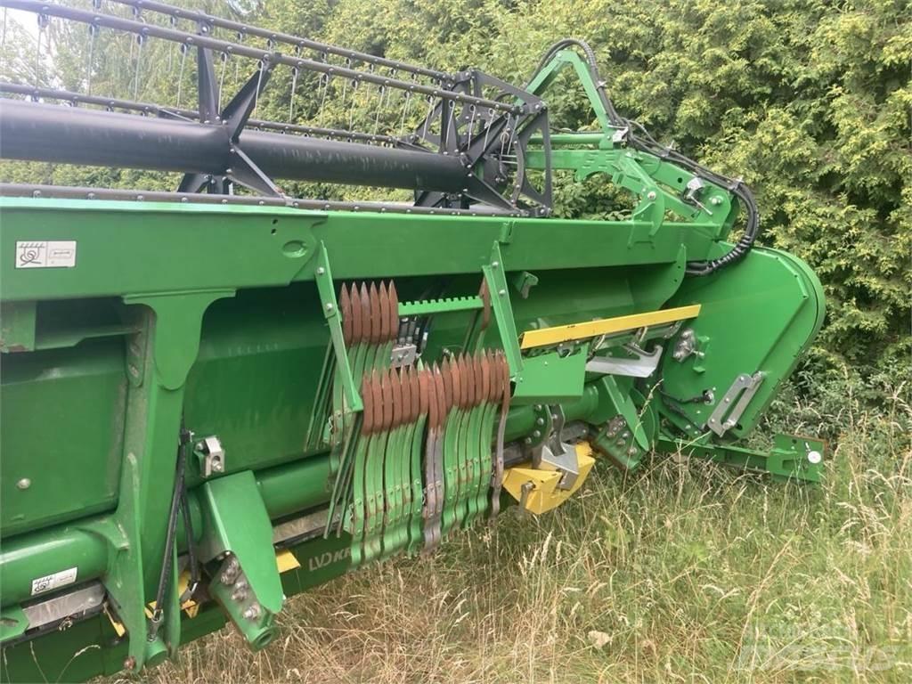 John Deere T560 Moissonneuse batteuse