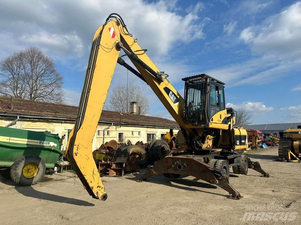 CAT M 318 D MH Pelle à déchets