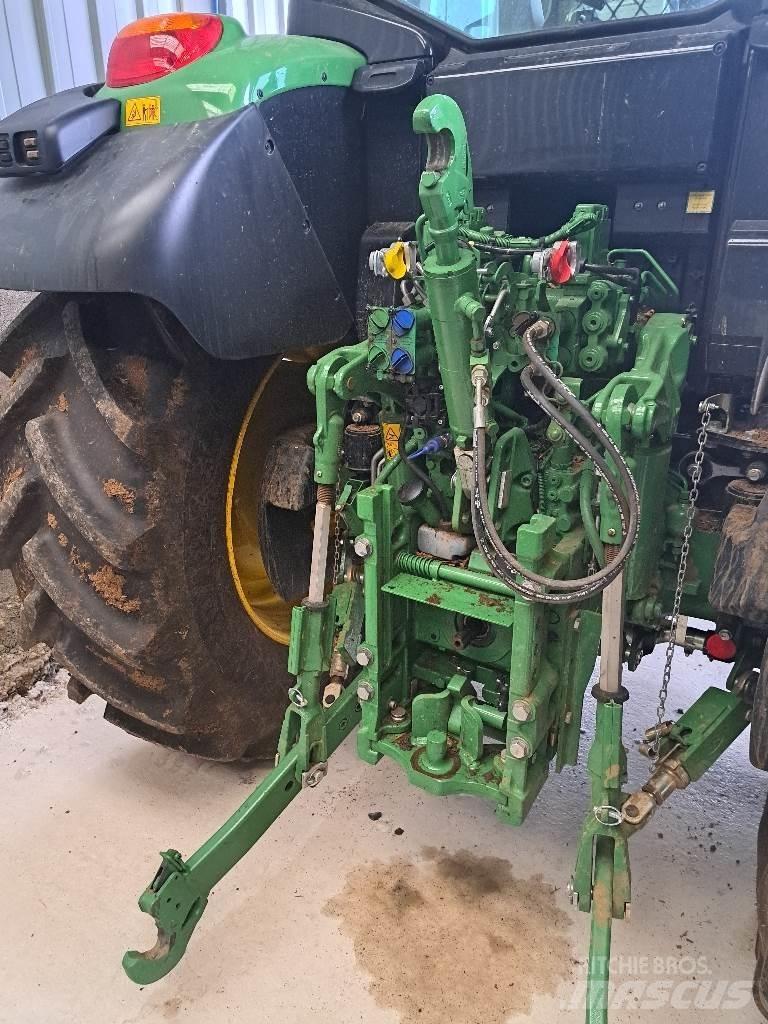 John Deere 6120 M Tracteur