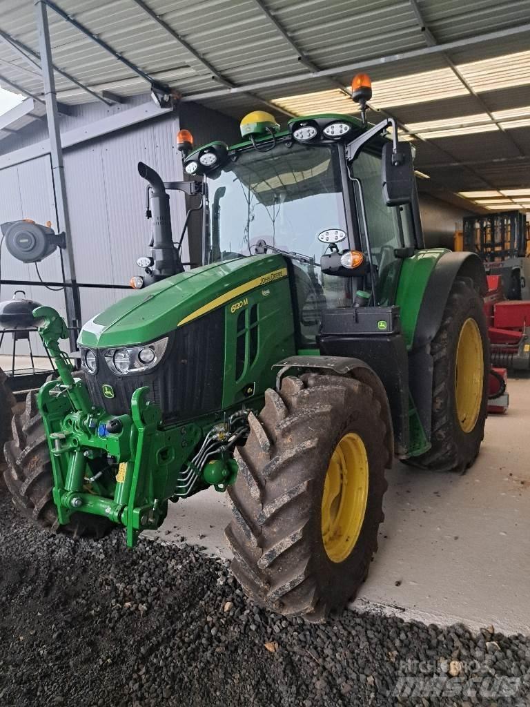 John Deere 6120 M Tracteur