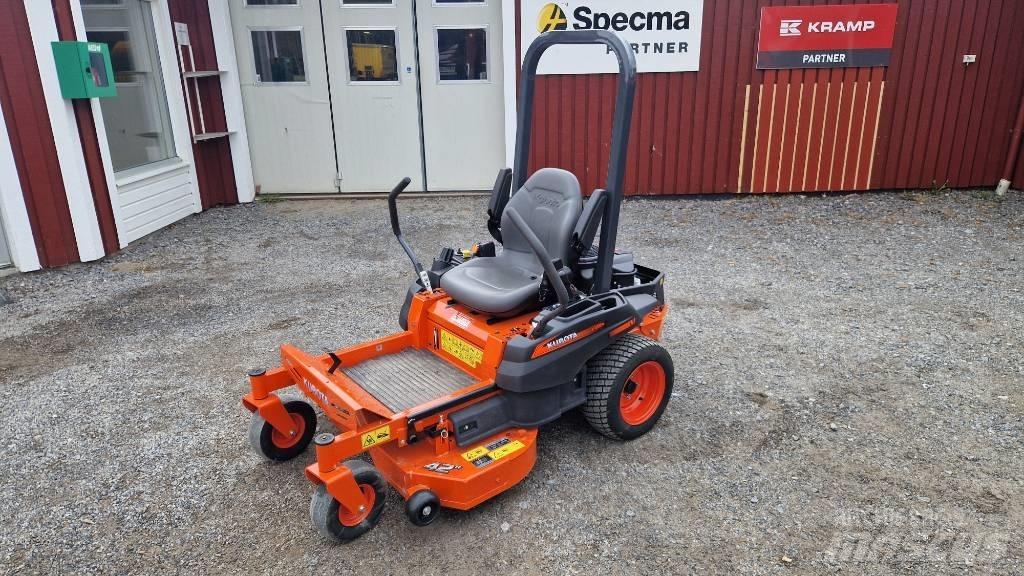 Kubota Z 122 RKW Tondeuses à rayon de braquage zéro