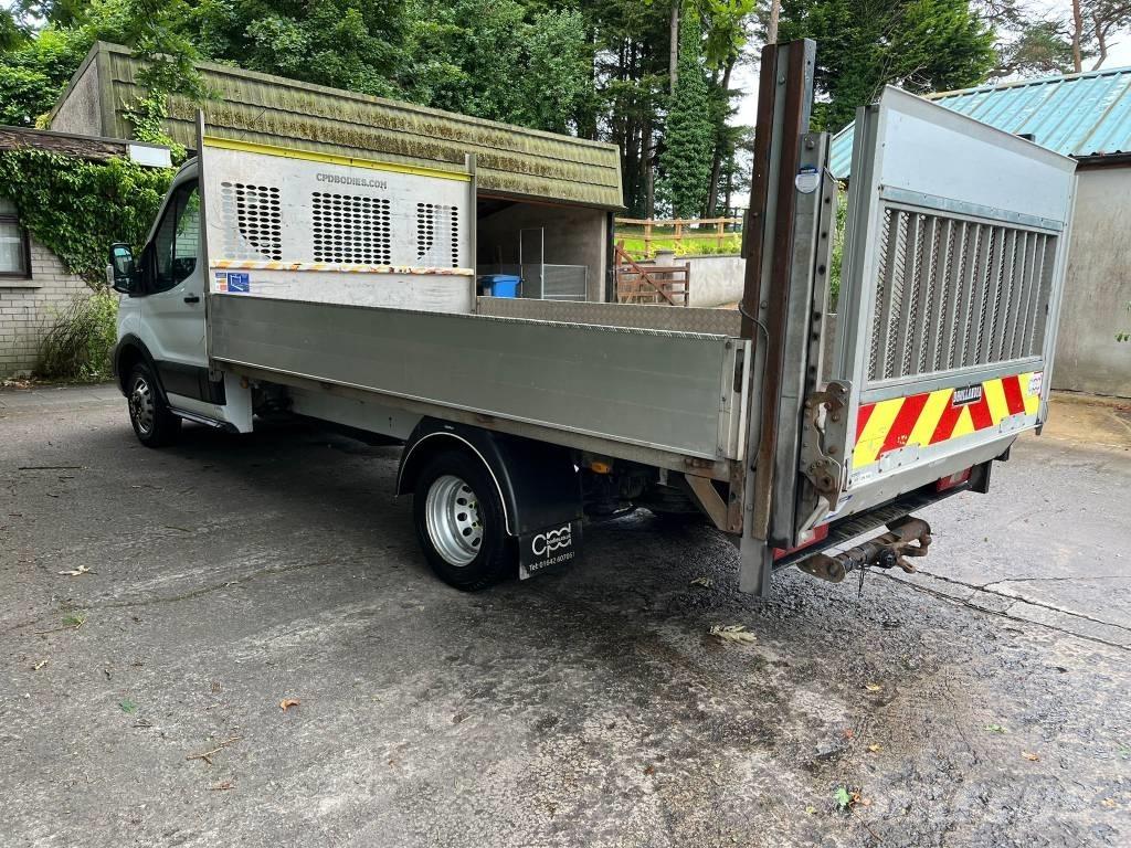 Ford Transit 350 XL Camion dépannage