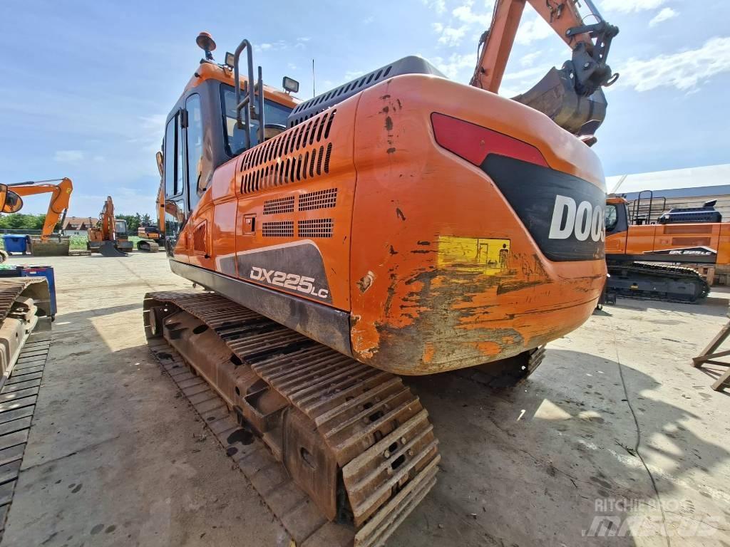 Doosan DX 225 LC-5 Pelle sur chenilles