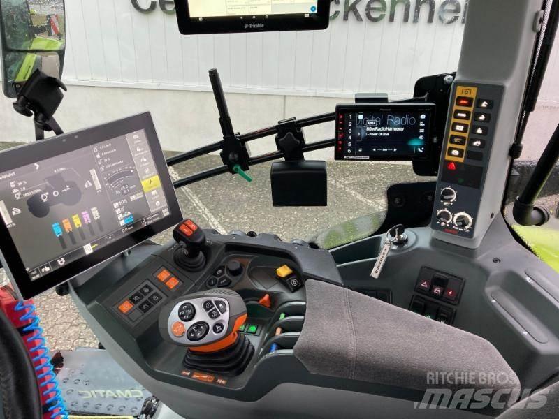 CLAAS AXION 870 Tracteur