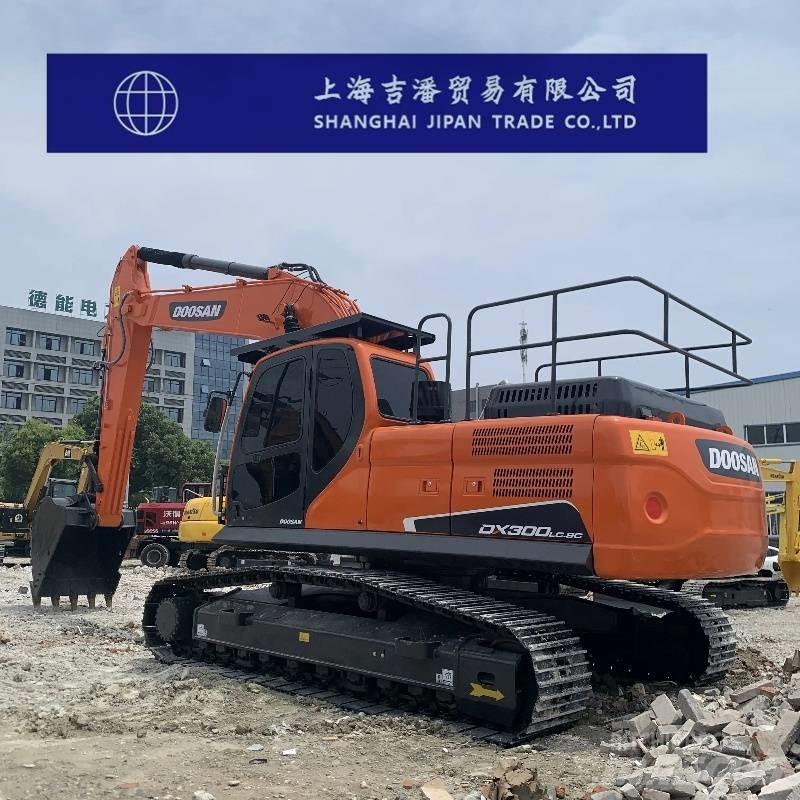 Doosan DX 300 Pelle sur chenilles