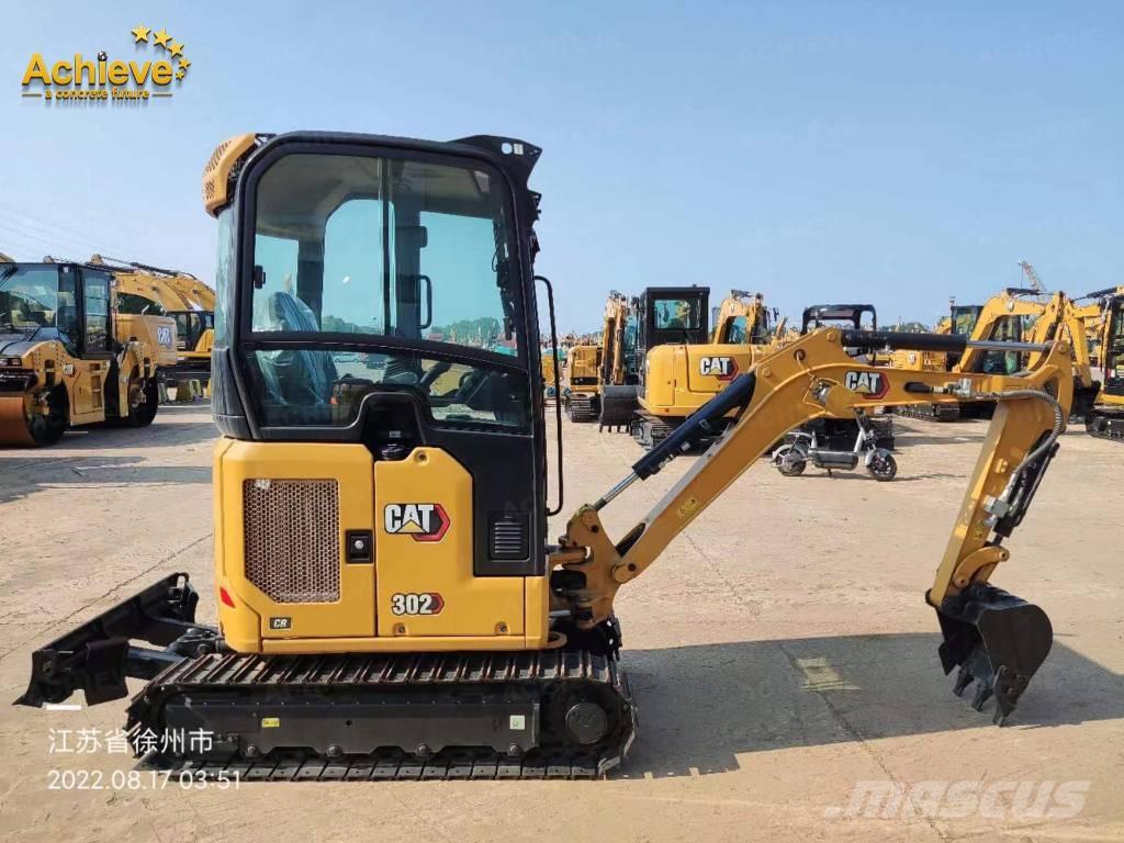 CAT 302CR Pelle sur chenilles
