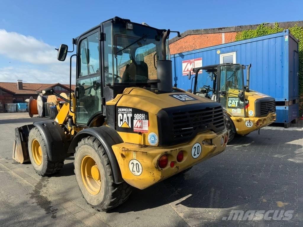 CAT 908 H 2 Chargeuse sur pneus