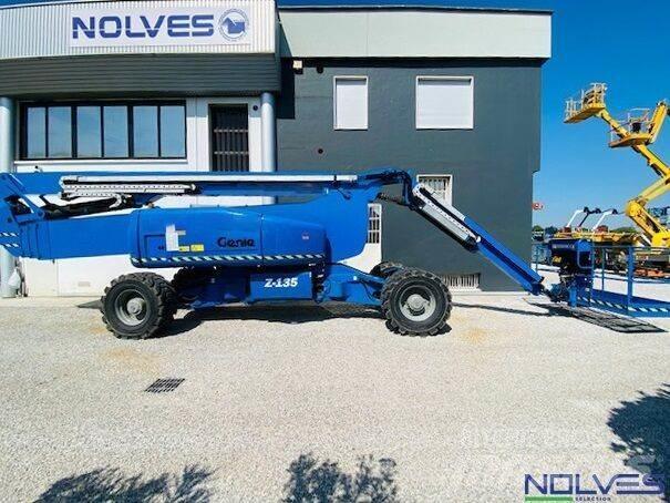 Genie Z135/70 Nacelles articulées