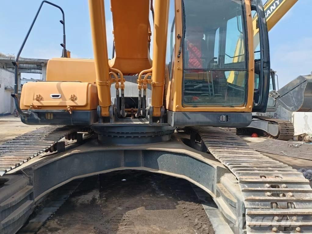 Hyundai 305-9 Pelle sur chenilles